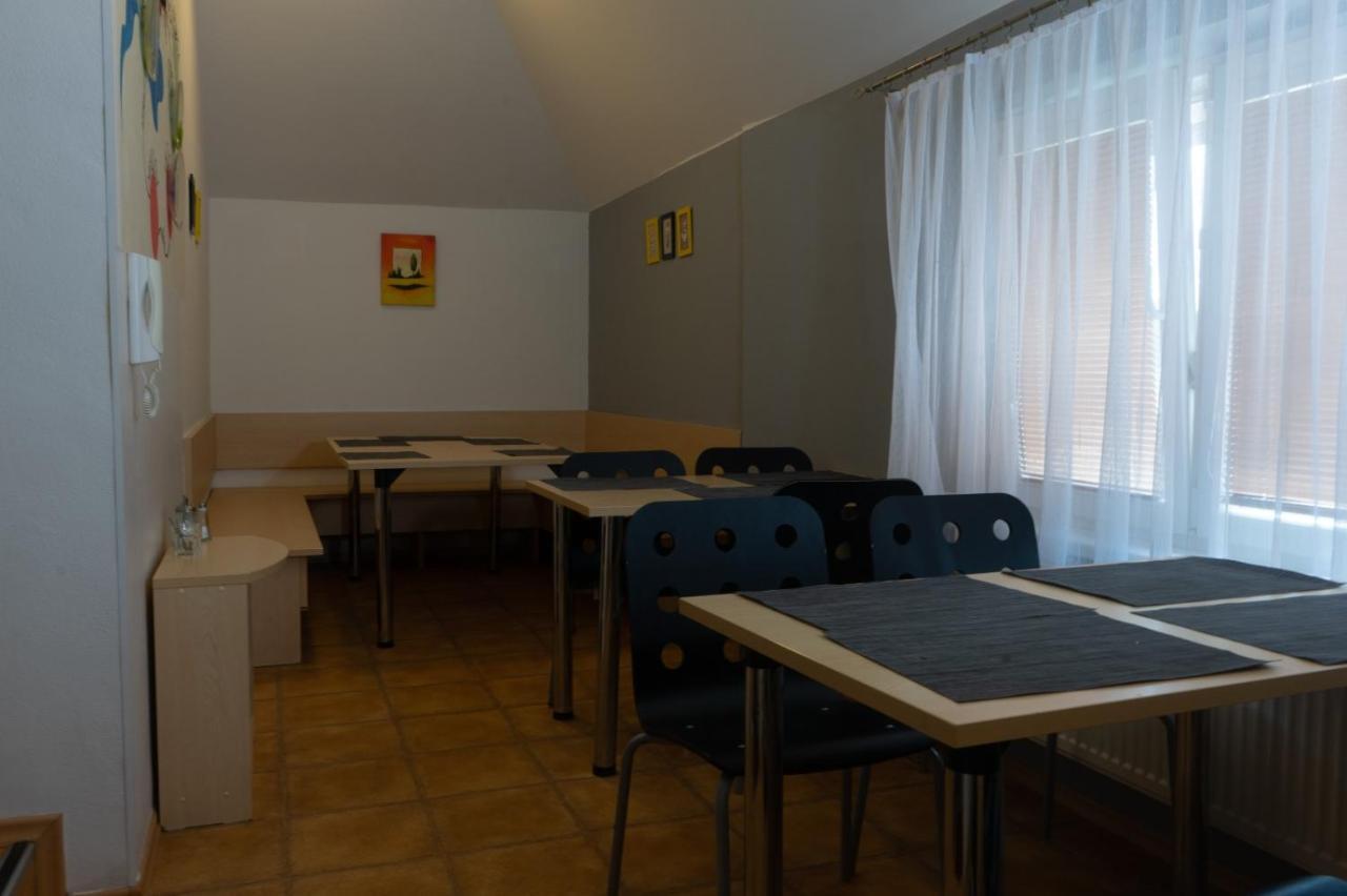 Penzion Hustopeče Eksteriør billede